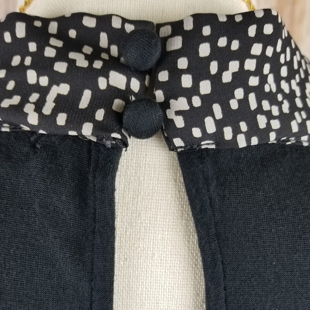 Banana Republic | Black Tie Neck Blouse - Picture 4 of 8